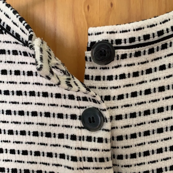 Loft Petite Black and White Sleeveless Dress - Picture 9 of 10